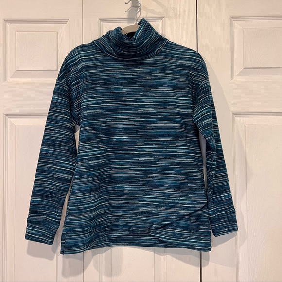 Talbots Tops - 🌼🌼🌼 T by Talbots Long Sleeve Green Black Blue and White Top - Small Petite